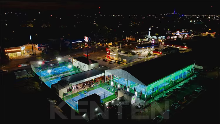 Can be combined with several tents to form a large stadium