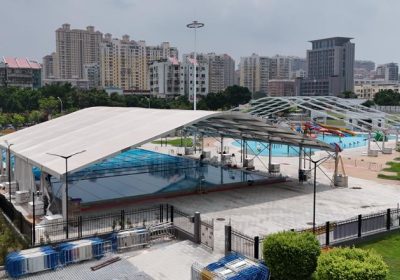 Curved tents